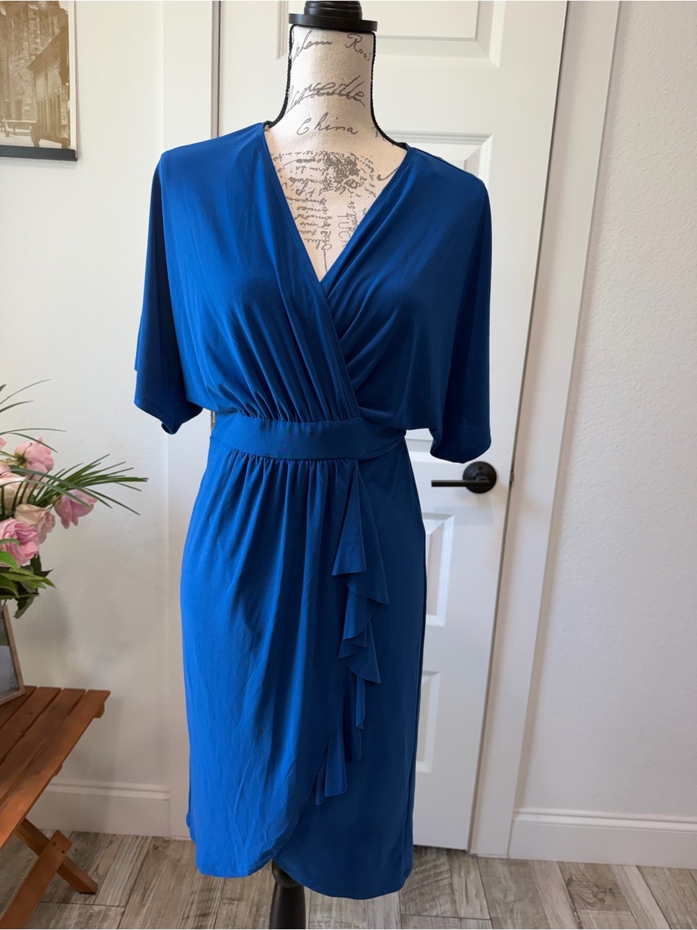 Elegant Blue V-Neck Wrap Dress